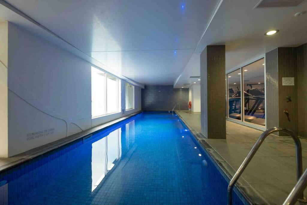 City Apartment, Pool & Carpark Adelaide Eksteriør bilde